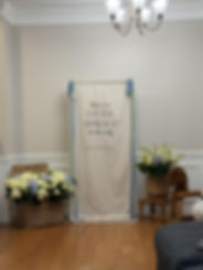 Adjustable Hanging Sign Stand