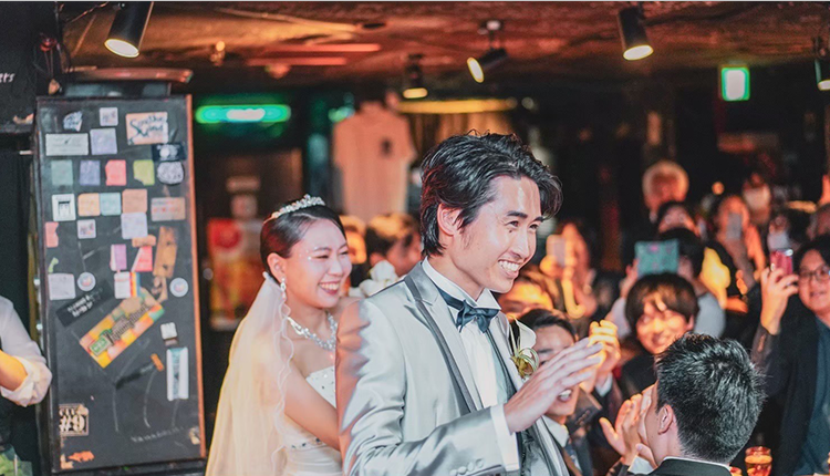 ライブハウスでの結婚セレモニー事例