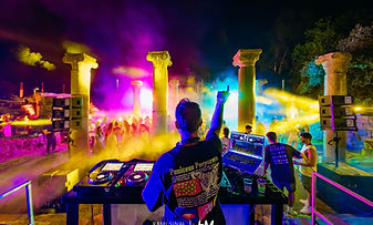 LOVE 2 NIGHT ✦ Beach Bum 