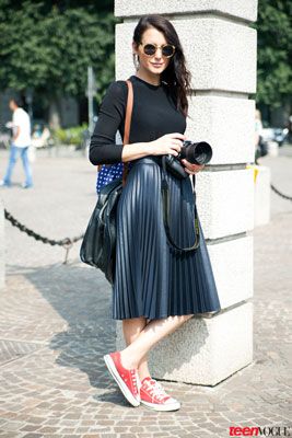 Pleated Midi Skirt With Sneakers Pleated Midi Skirt And Trainers 2025