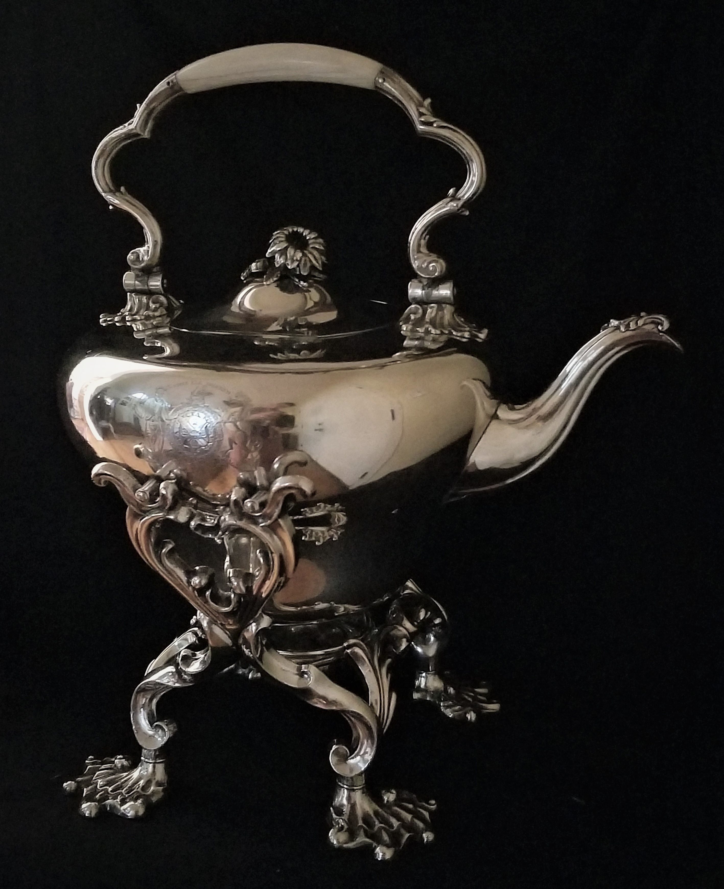 KETTLE, TEAPOT, Sheffield plate, Roberts Smith & Co, c1840 William IV, 11.5"t
