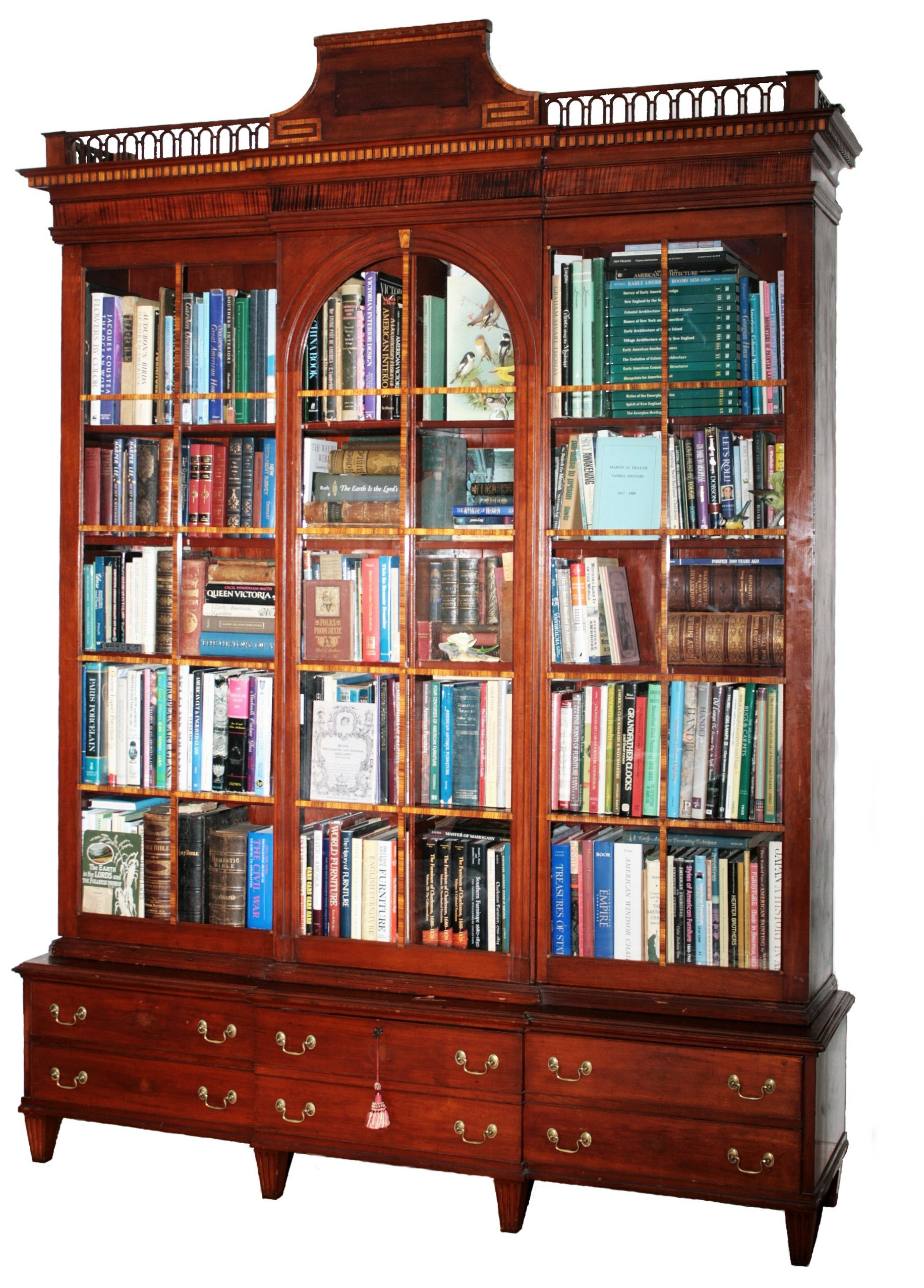 Circa 1800 Neoclassical Palladian breakfront library bookcase, possibly Boston,