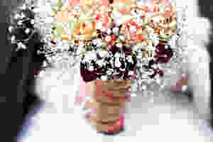 Bridal bouquet throw
