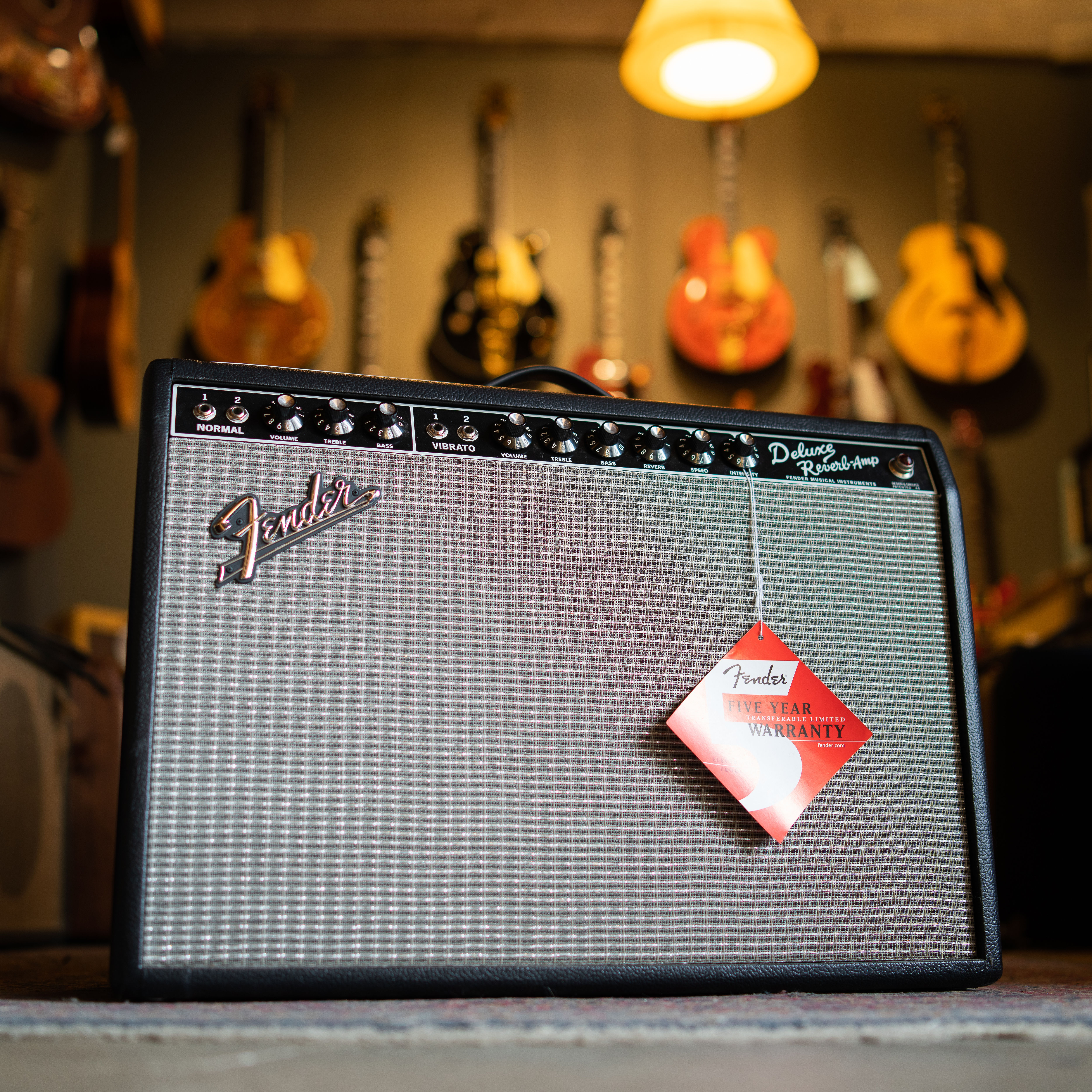 New Fender '65 Deluxe Reverb 1x12" Black