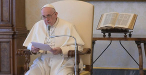 O Papa: os homens e mulheres que rezam sabem que a esperança é mais forte que o desânimo