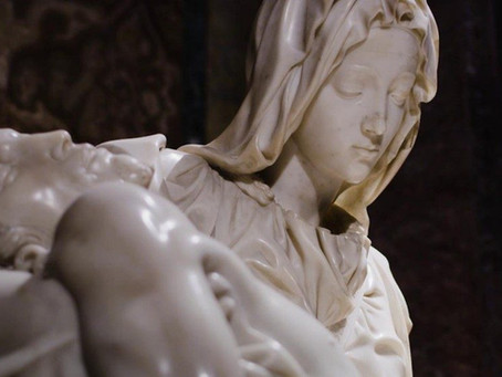 Sábado Santo, um grande silêncio reina sobre a terra