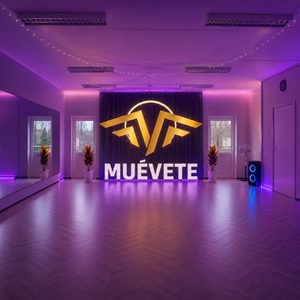Muevete x Tauno Kangro