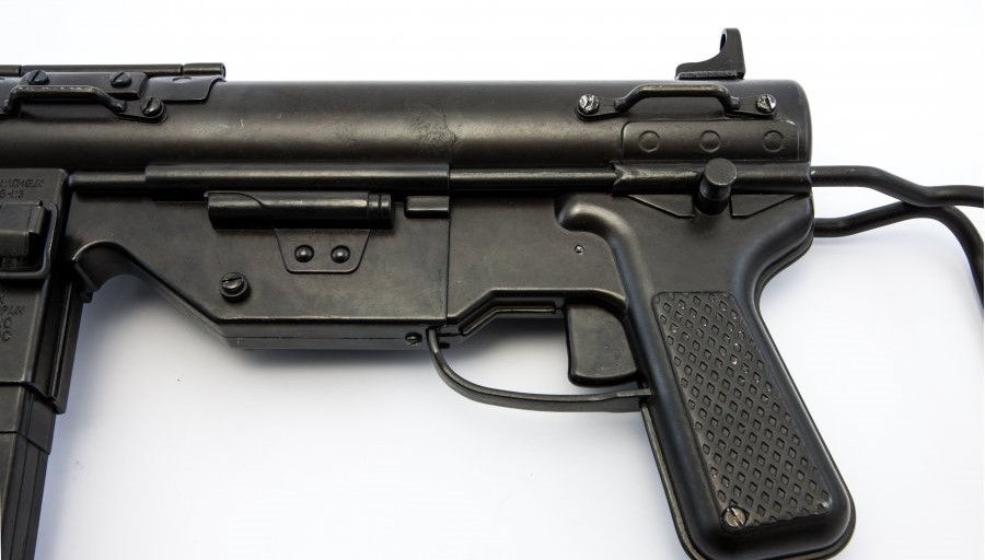 縮圖：Denix Non Firing Military M3 "Grease Gun" Sub Machine Prop Gun trigger view