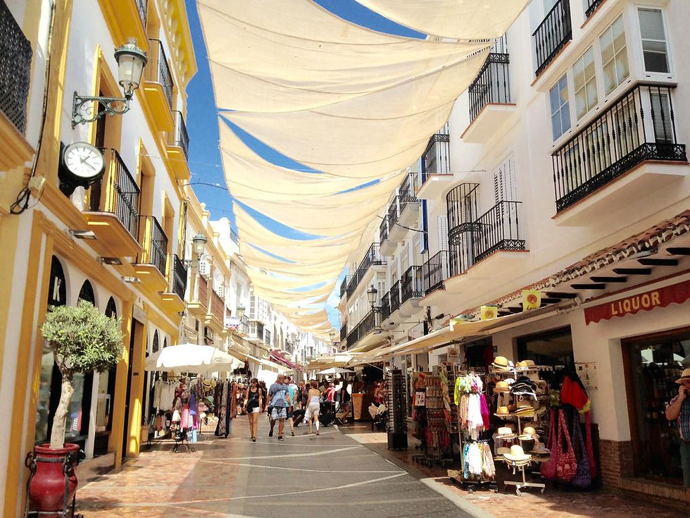 Calle pintada - shopping street
