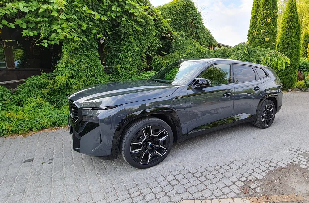 BMW XM