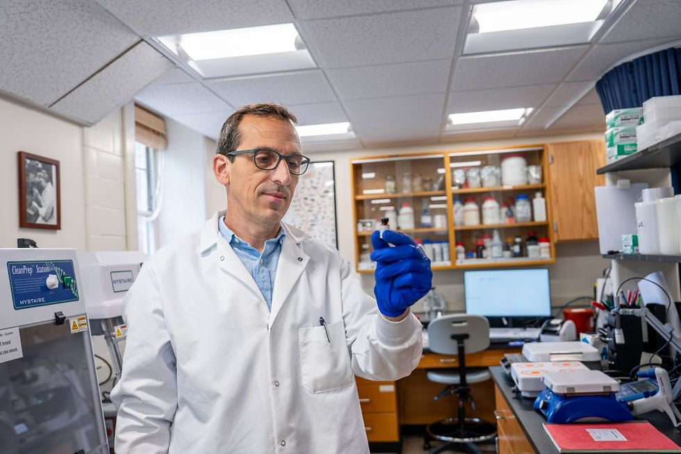 Elsio Wunder, assistant professor of pathobiology and veterinary science in the College of Agriculture, Health and Natural Resources (CAHNR), has filed a patent for a vaccine against leptospirosis that uses a unique combination of highly conserved proteins. (Jason Sheldon/UConn Photo)