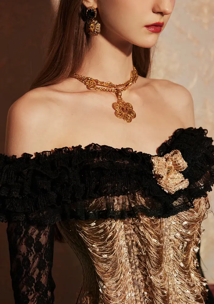 Thumbnail: Phantom Canary Corset