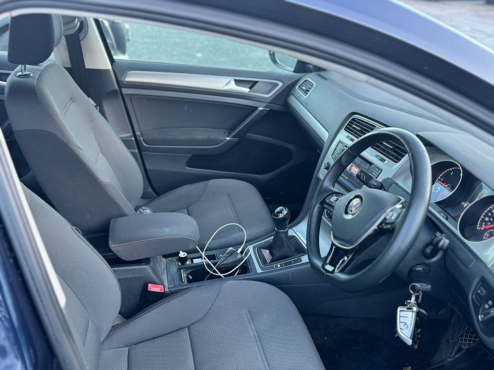 Thumbnail: SOLD - Volkswagen Golf 2015 1.6 Tdi manual