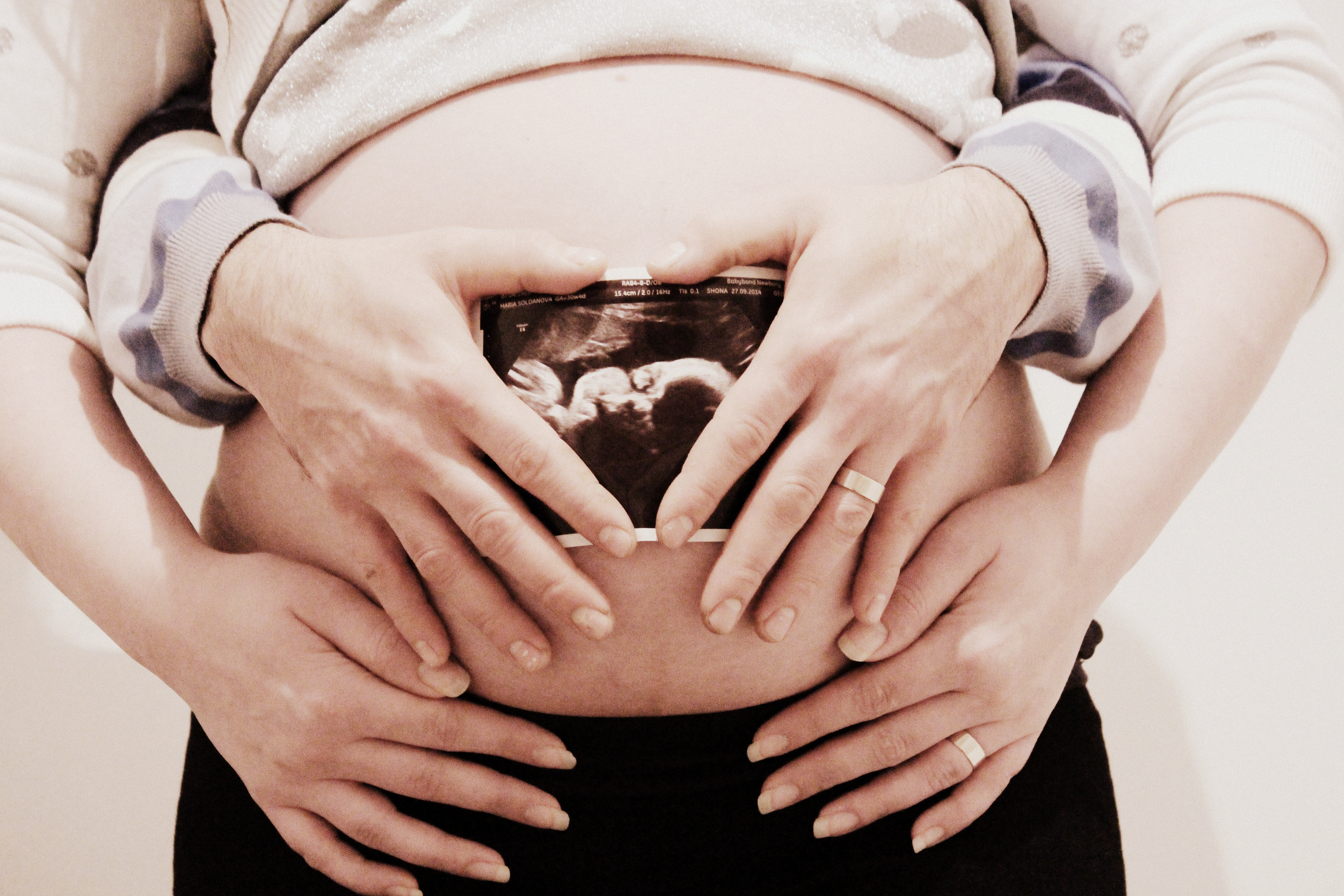 Newbury maternity photographer