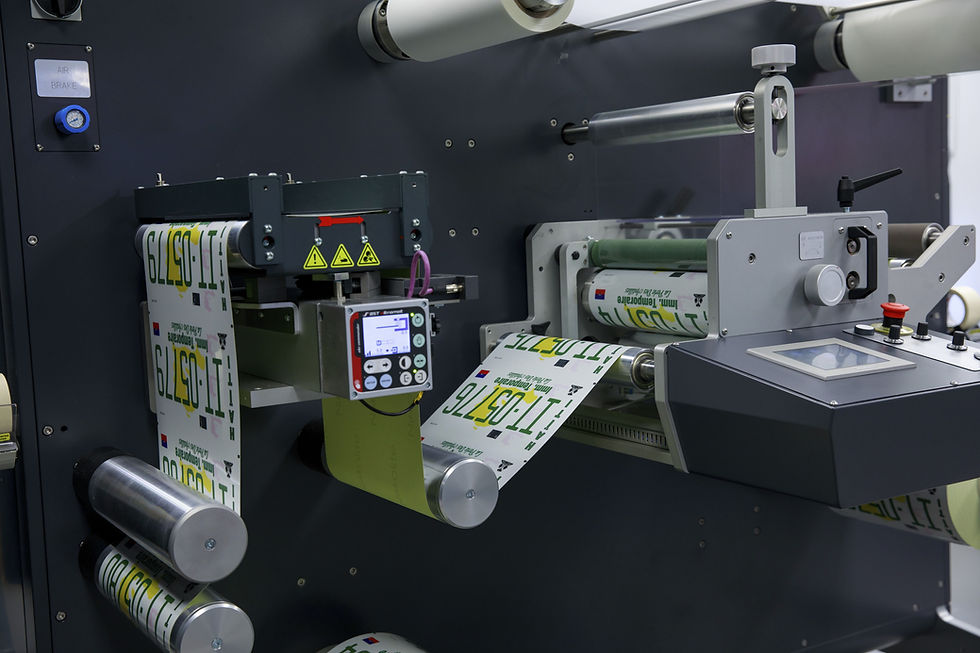 Miniaturbild: DigiTag™ High Speed Laminator production