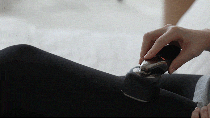 메포1_수건이나 옷 위에 제품 사용 (온열모드.gif