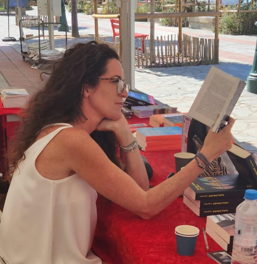 Au salon Corsicapolar 2025 d'Ajaccio, à l'heure de la sieste ...