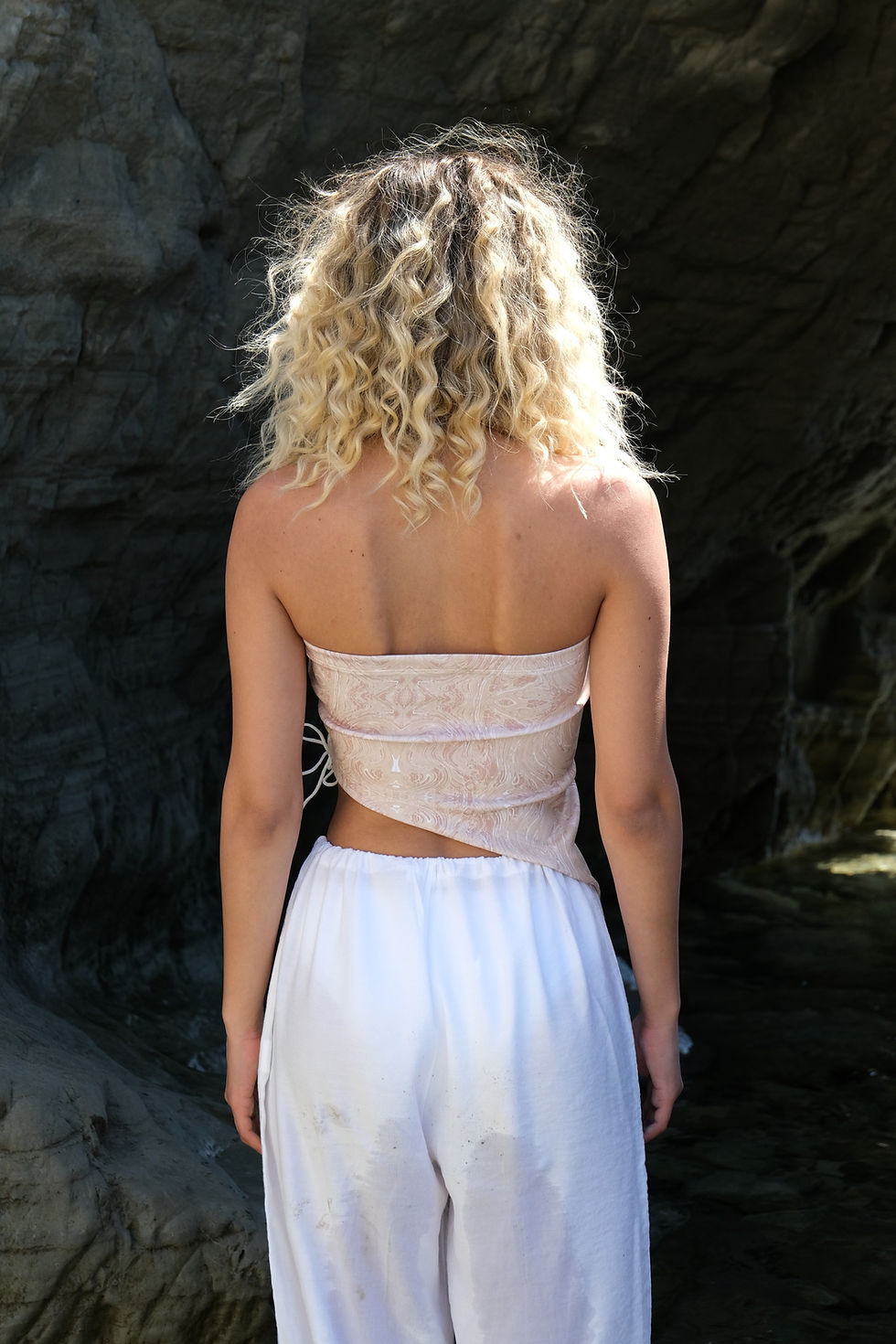 Thumbnail: Theseus Bustier
