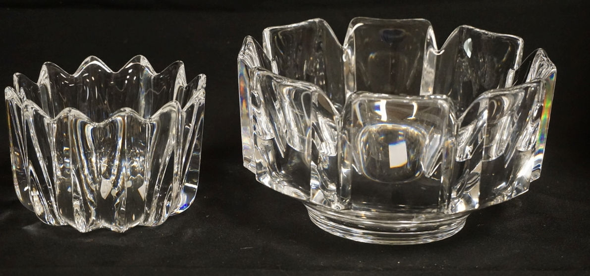 2 ORREFORD CRYSTAL BOWLS. LARGEST IS 7 1/4 INCHES IN DIA.