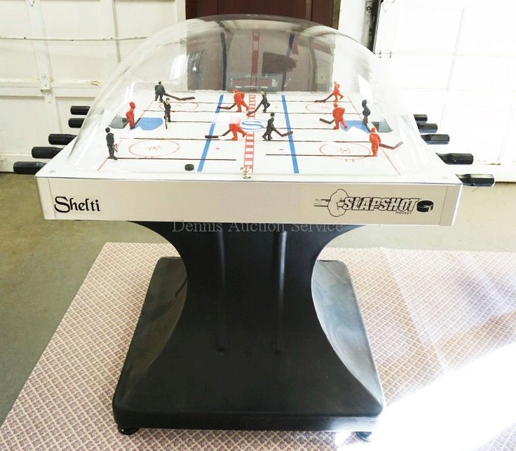 *SHELTI SLAPSHOT* HOCKEY GAME. ELECTRIC/BATTERY POWERED SCOREBOARD. 36 X 41 INCH