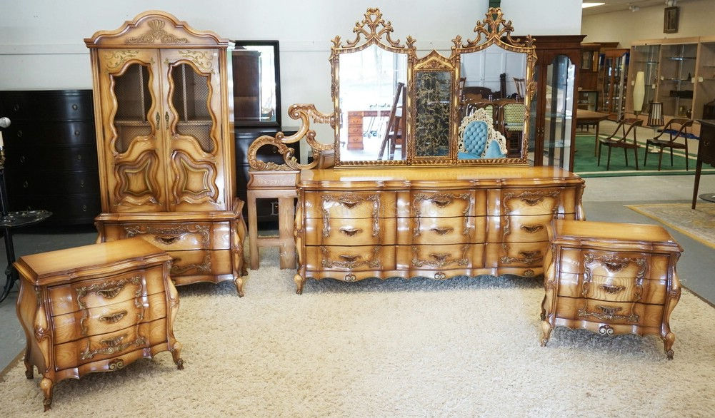 1124_CARVED OAK BEDROOM SET WITH GOLD ACCENTS. ARMOIRE, LOW CHEST WITH DOUBLE MI