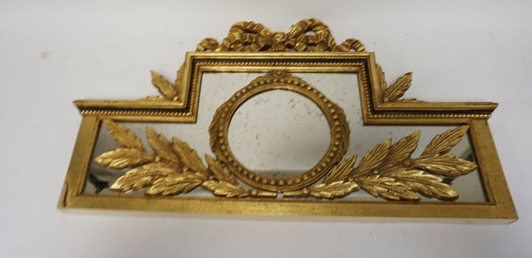 1242_LABARGE MIRROR. GOLD GILT WITH EBONIZED TRIM. RIBBON & LEAF CARVINGS. 29 �