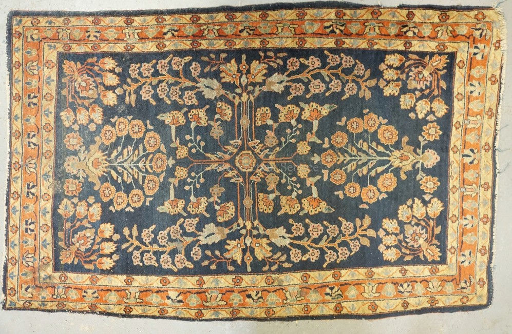 ANTIQUE ORIENTAL THROW RUG IN RED AND BLUE MEASURING 3 FT X 4 FT 10 INCHES.