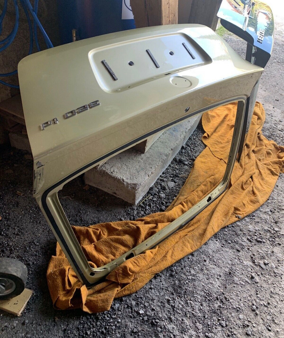 BMW E46 TI Compact Heckklappe Pistaziengrün