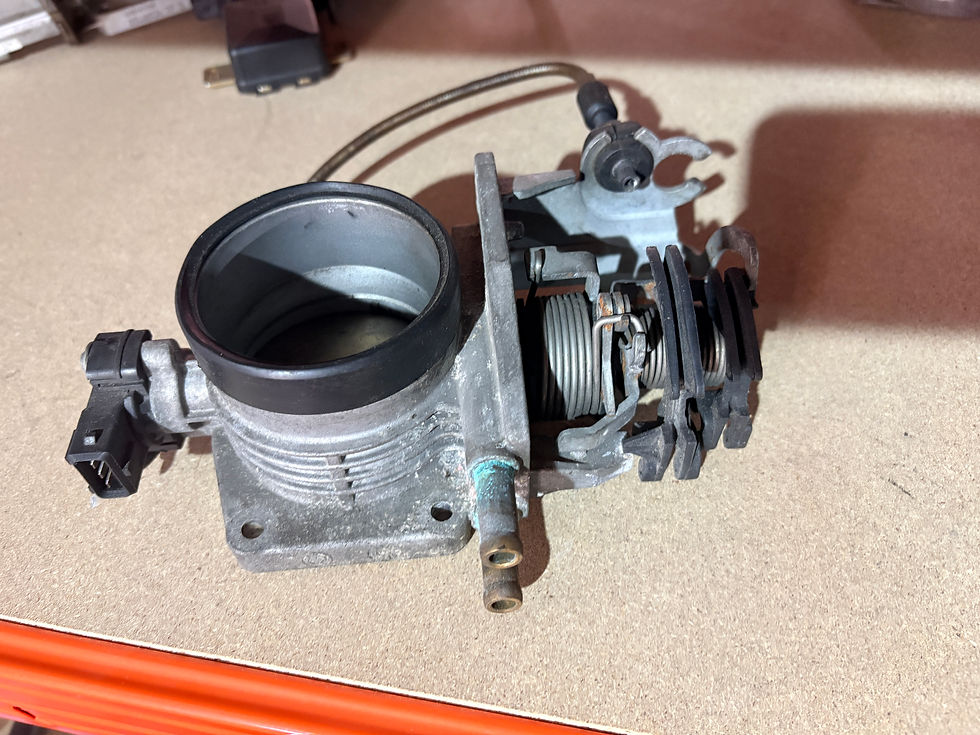 Miniaturbild: BMW E36/46/39 M52 Drosselklappe Drosselklappenstutzen 1433385