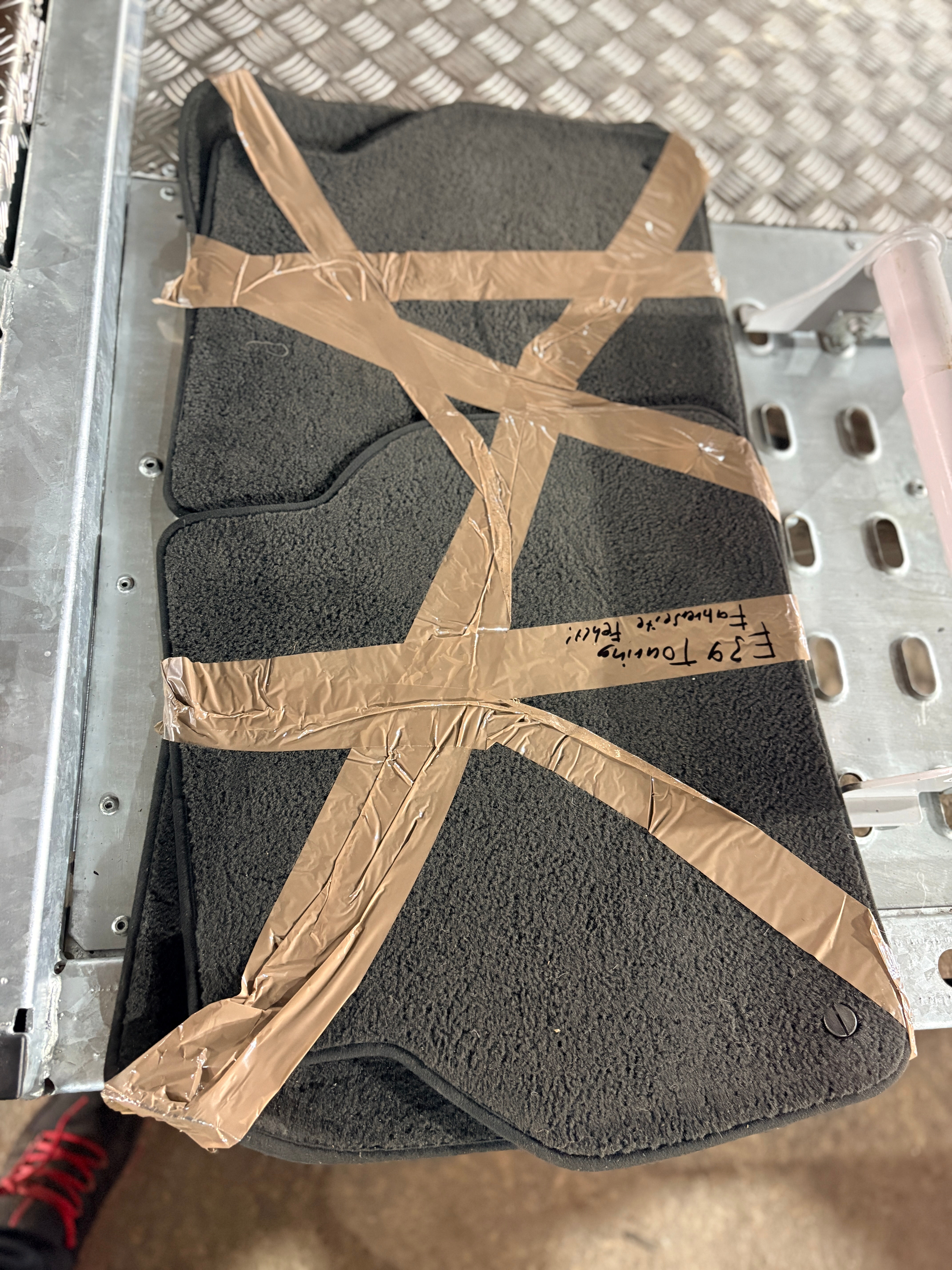 BMW E39 Velour Fußmatten Beifahrerseite, Hinten links und rechts