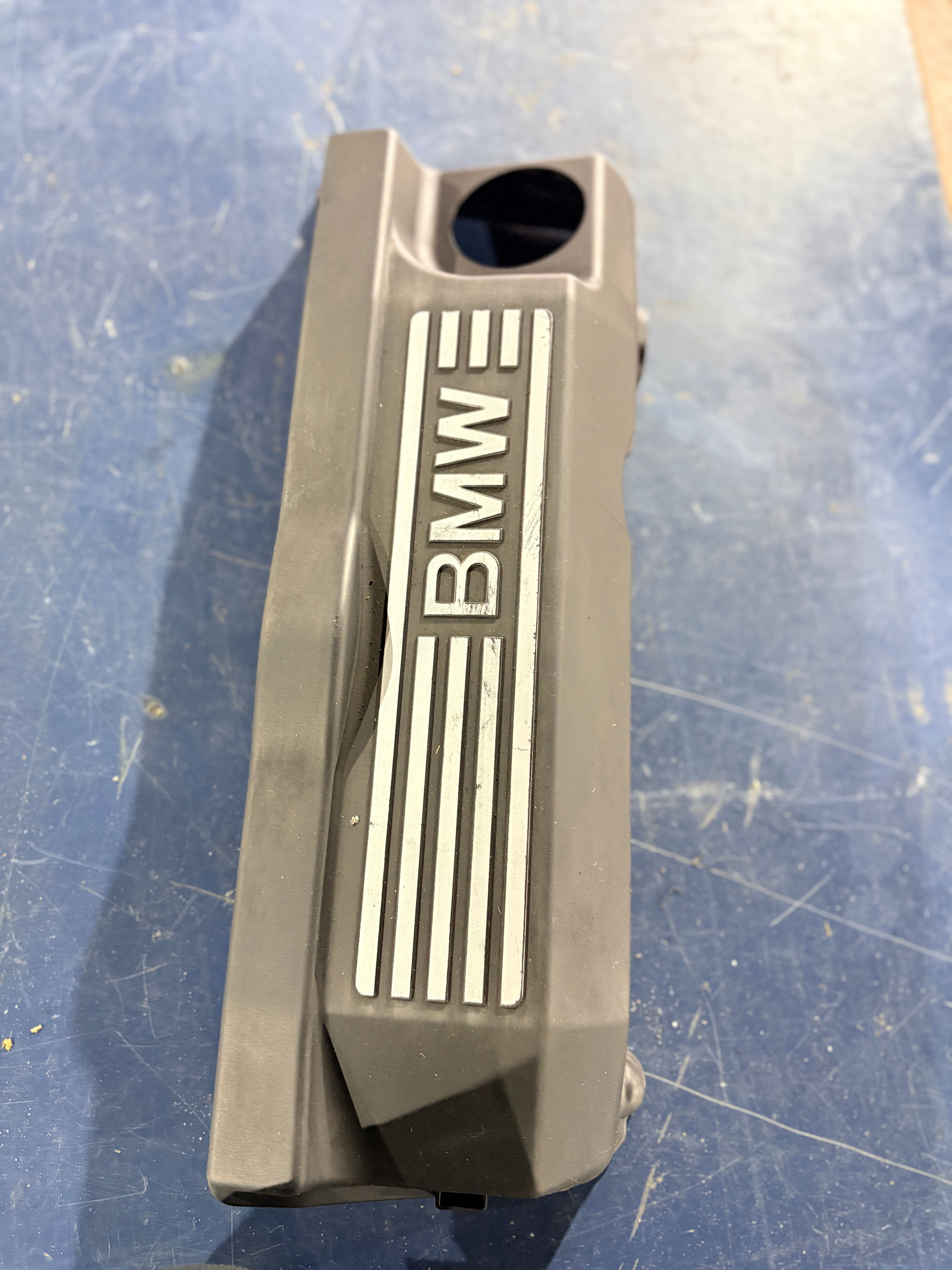 BMW E46/90/91 N42/46 Motorabdeckung Zündspulenabdeckung 7530742