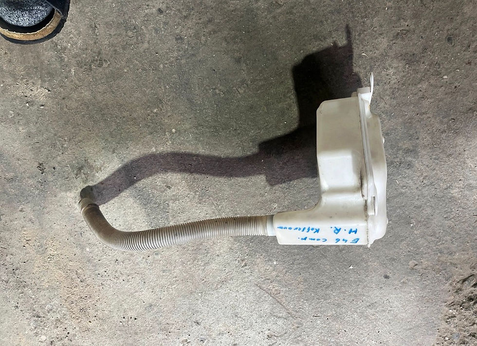 Miniaturbild: BMW E46TI Compact Wischwasserbehälter hinten 7003353