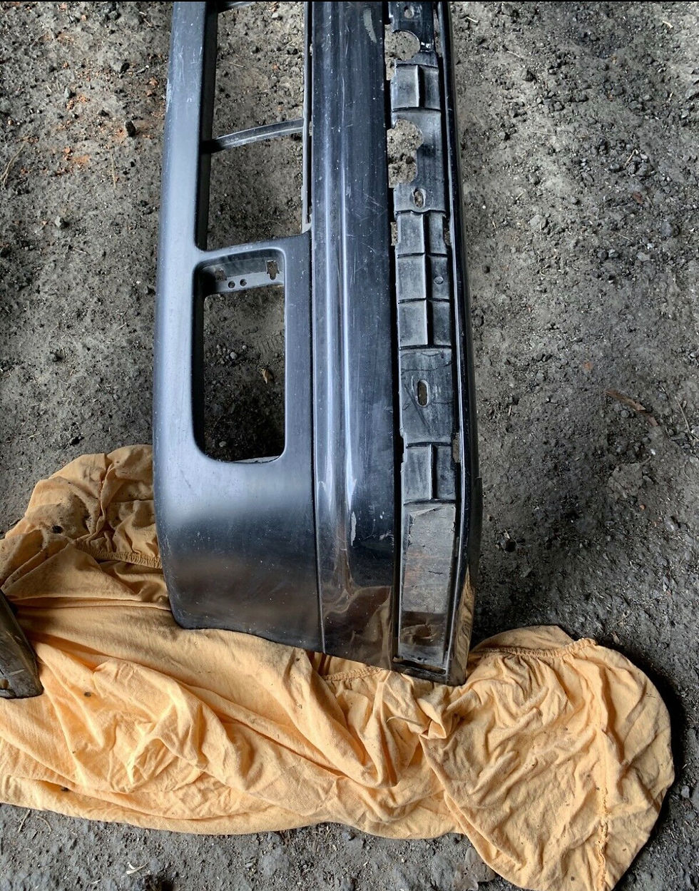 Miniaturbild: BMW E36 Limousine Touring Stoßstange vorne 8165090