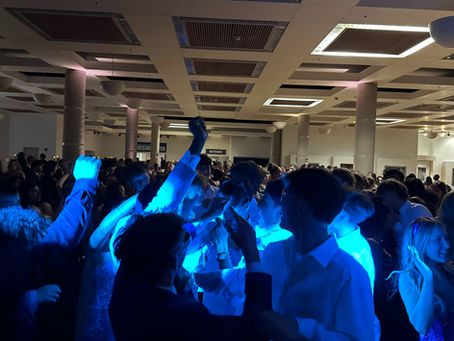 How to Choose the Right DJ  & Plan the Flow of Your Event