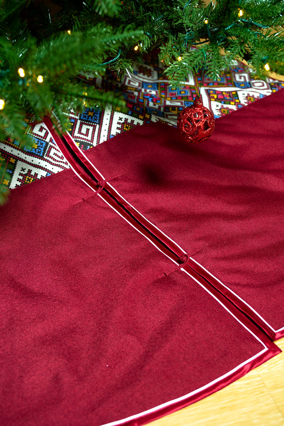 Thumbnail: Christmas Tree Skirt