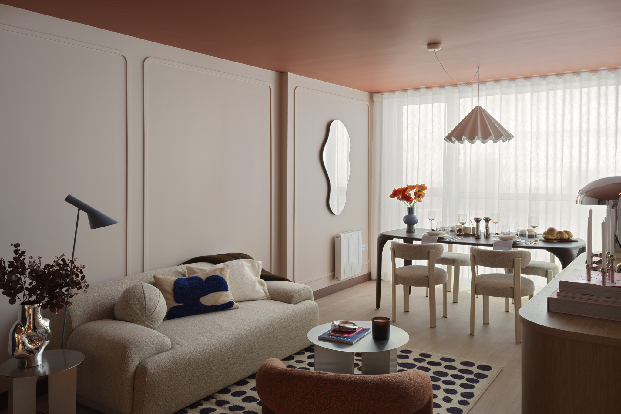 Lightburne - One Bed