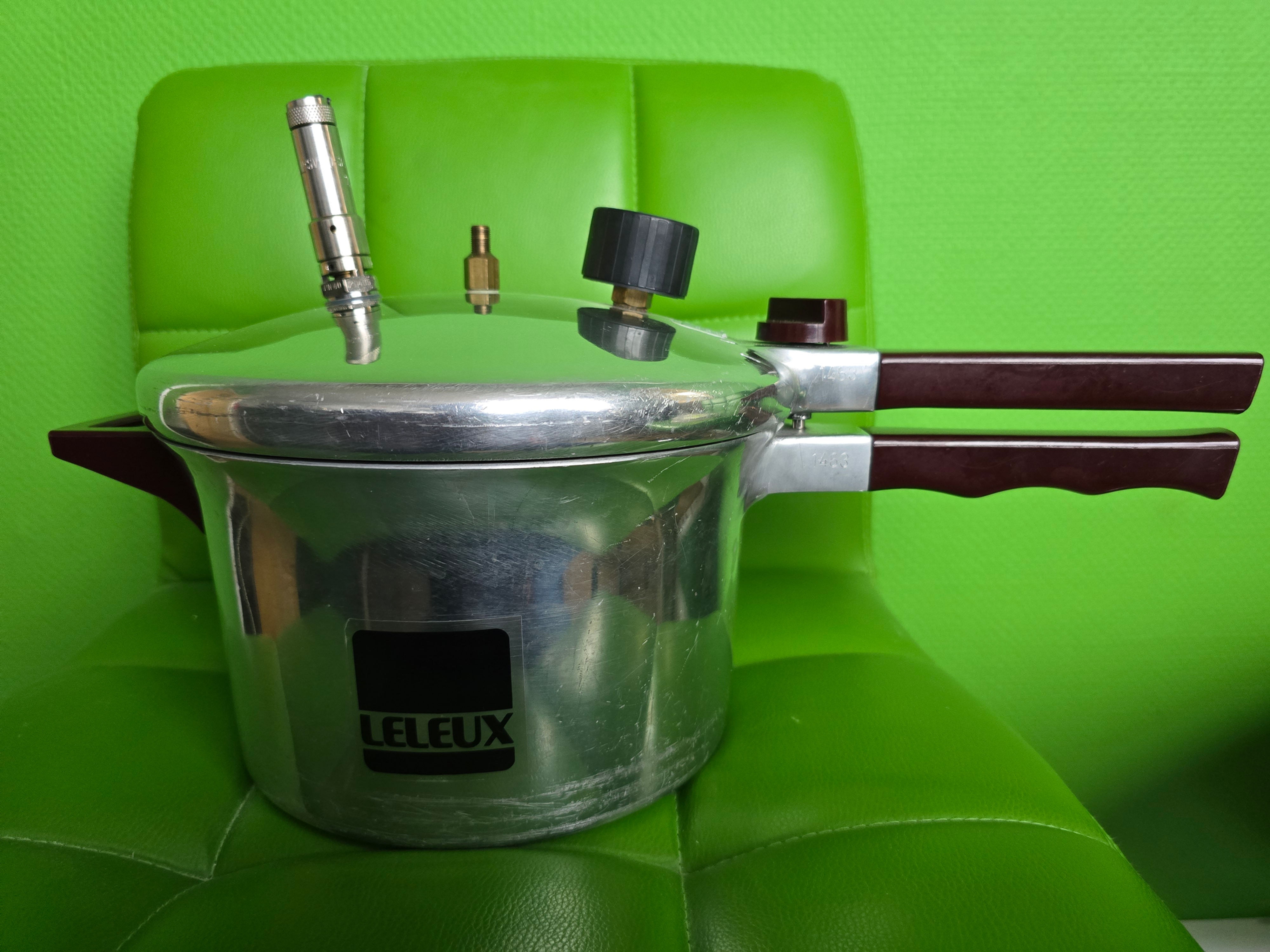 Leleux Perspot met persluchtslang