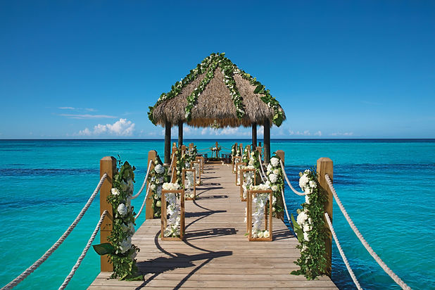 Dreams_La_Romana_Wedding_On_A_Pier.jpg