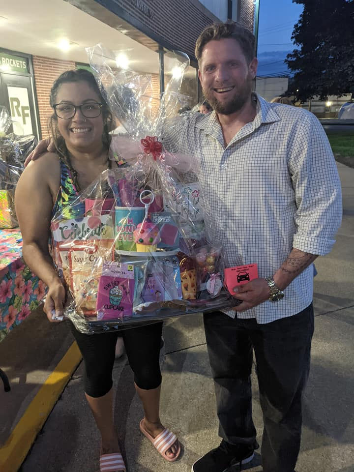 189169384_3927344707372829_389986575349973516_n