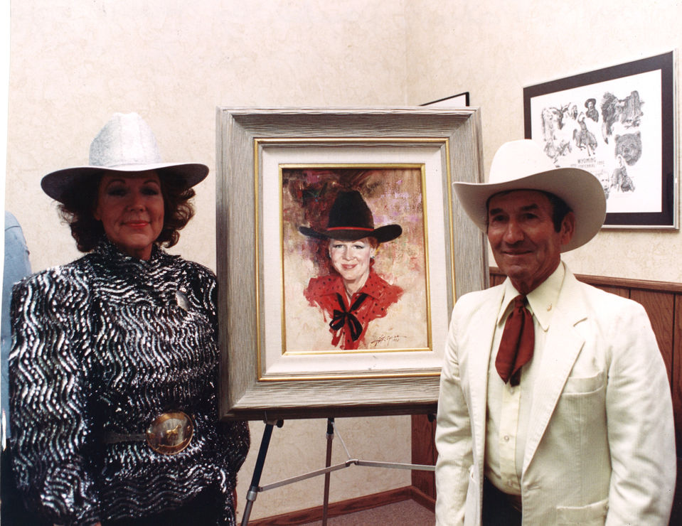 Portrait unveiling: Couple with artist