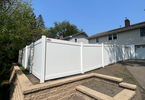 Vinyl Fence Installation Minneapolis Photo