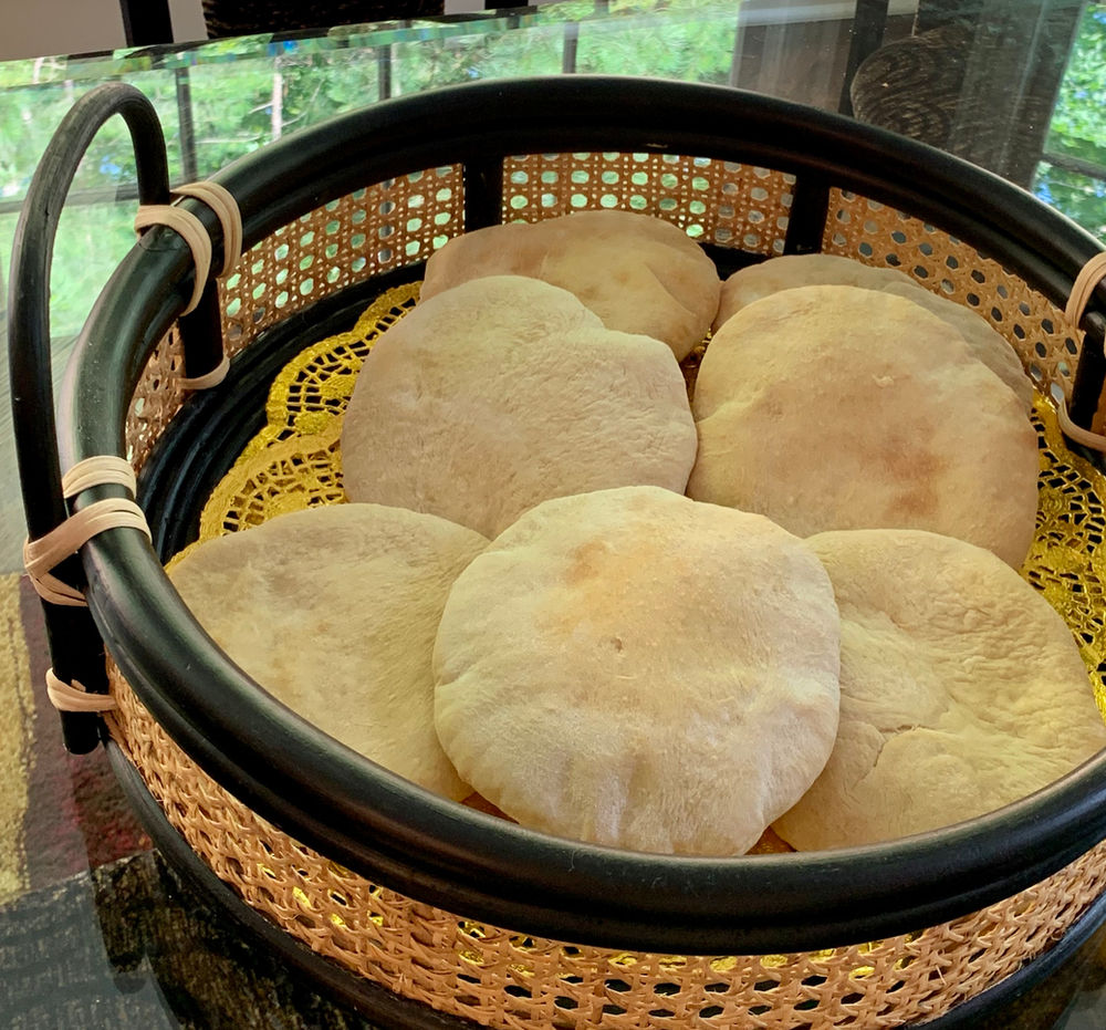 Pita bread An Israeli and Middle Eastern must! (פיתה)