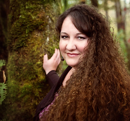 Jesikah Sundin, Author profile (300 dpi).png