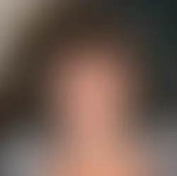 Joan Collins, 90 vjeç, ndan opinionin me bel super të mbërthyer në foton e guximshme të rikthimitYlli i Hollivudit nuk dështon asnjëherë të mahnisë fansat me një veshje serioze me stil