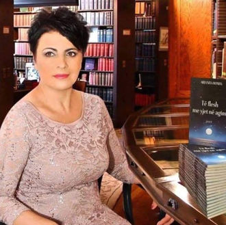 Atje, o mik, është shqipëria ime...!🇦🇱