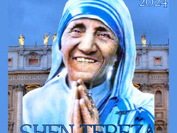 E përulur ne ditën tënde, te shenjtëerimit e shenjta jone nënë Tereza ! Nga Liliana Pere