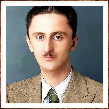 Rini, thueja kangës ma të bukur që di!
Thueja kangës sate që të vlon në gji.