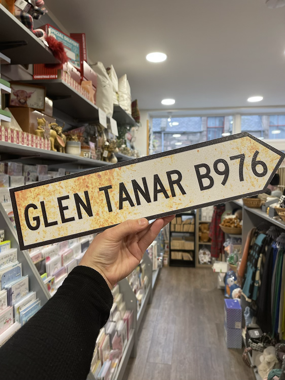 Thumbnail: Road Sign - Scottish / Aberdeenshire