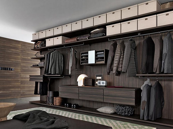 CLOSET.jpg