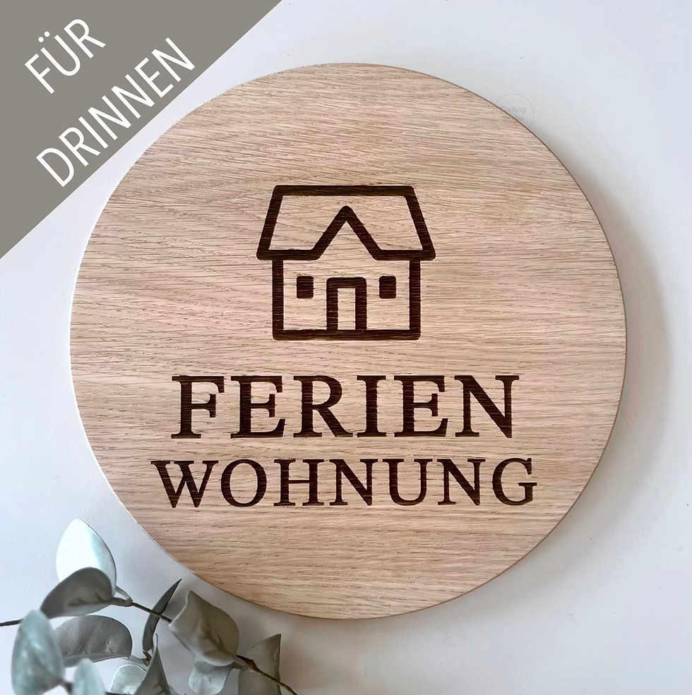 Rundes Ferienhaus Schild - aus Holz, Titelbild